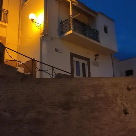 Casa Vacanze Belvedere 度假居 *